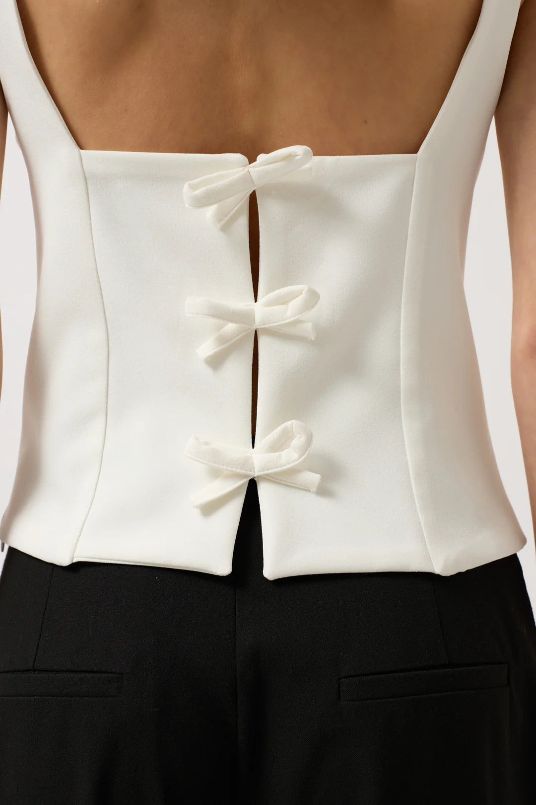 Rückblick Bluse Elfenbeinweiß
